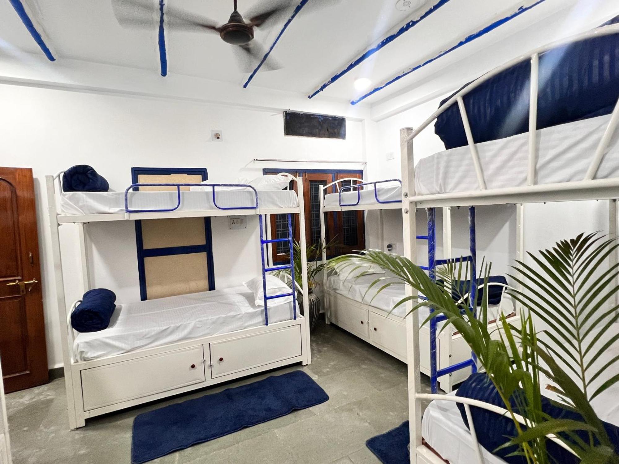 Pause Hostel Ujjain Exterior photo